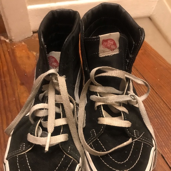 Black high top vans - Picture 1 of 5